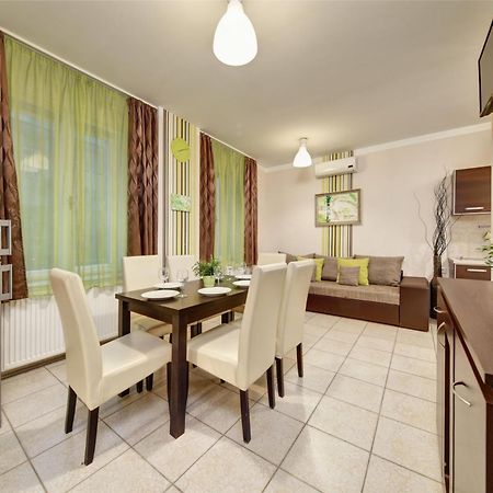Central Walk Fashionstreet Apartmnts Budapest Eksteriør bilde
