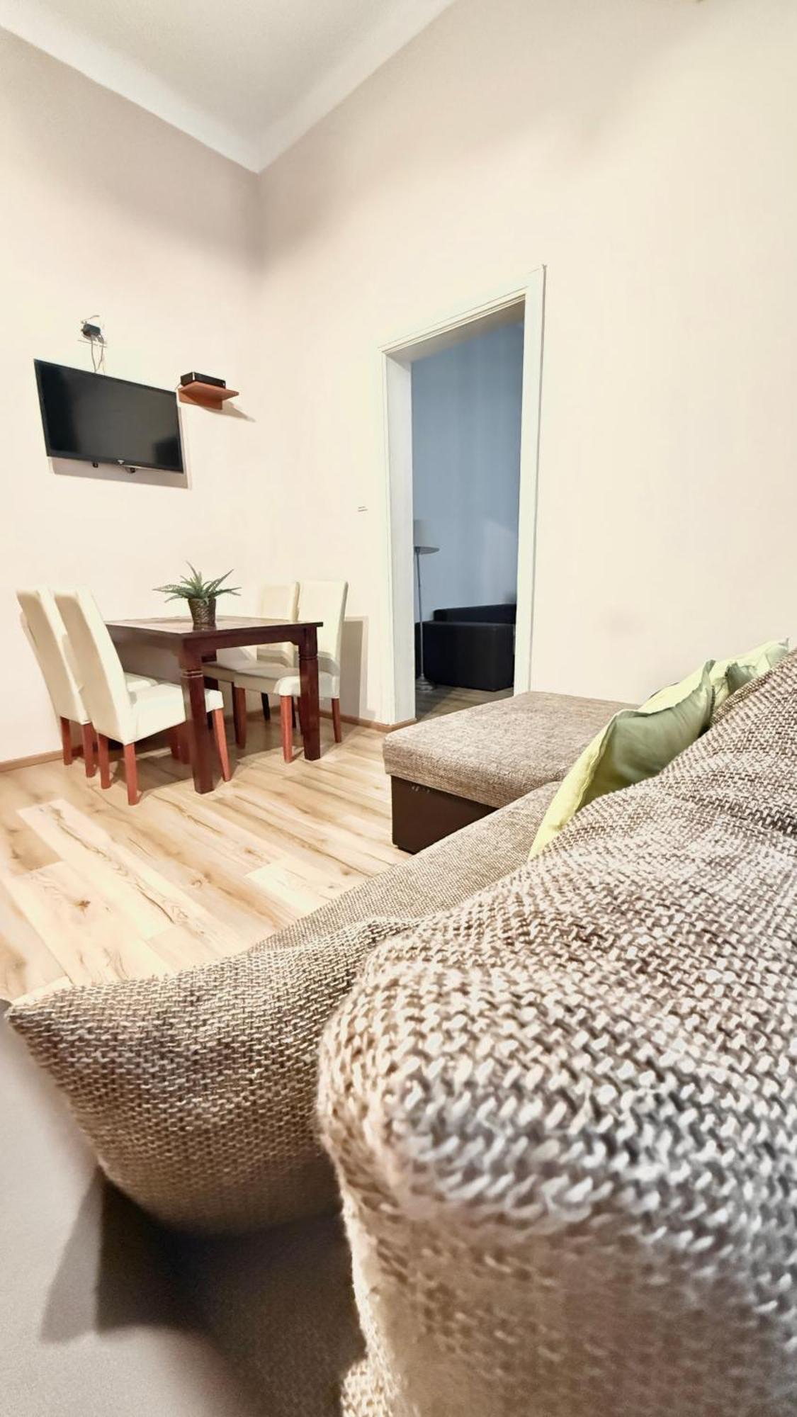 Central Walk Fashionstreet Apartmnts Budapest Eksteriør bilde